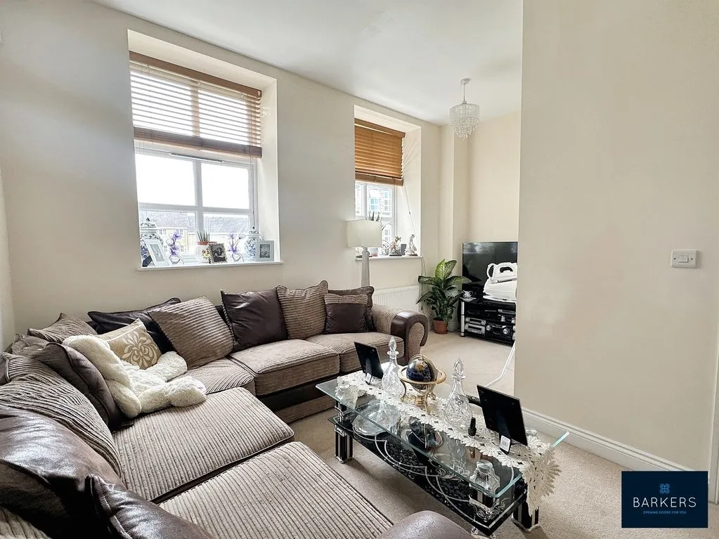 Brunswick Place, Heckmondwike WF16 0LE, photo 5