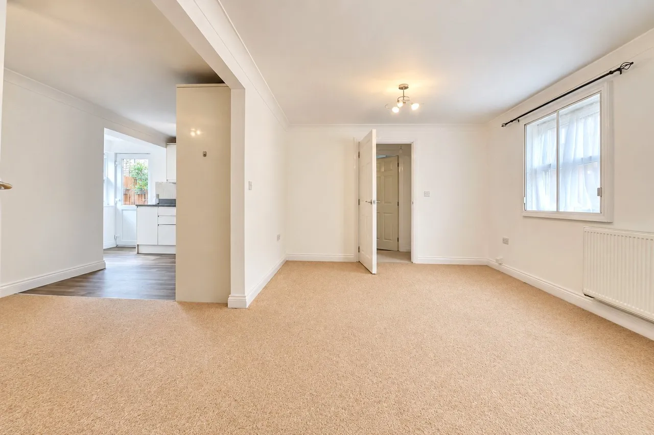 Bidders Court, South Molton, EX36, photo 4