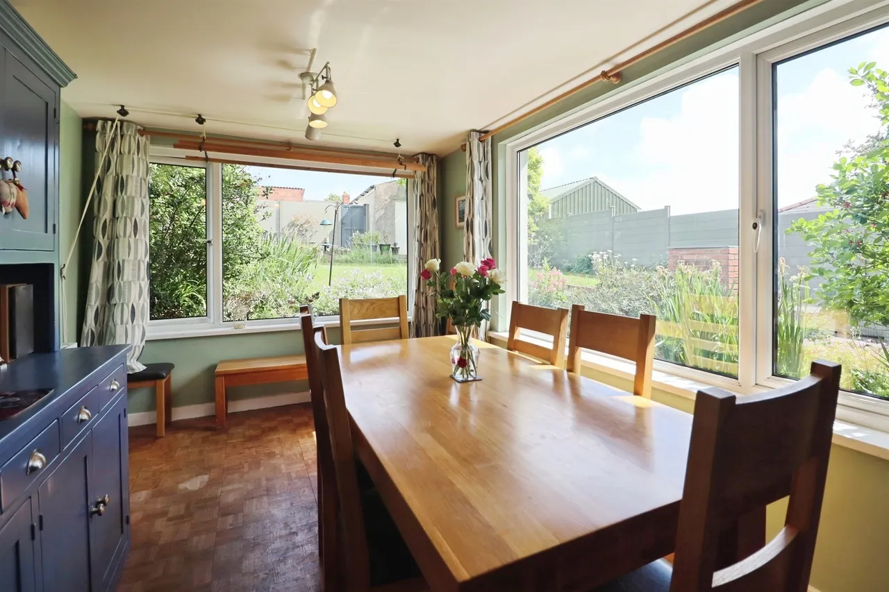 Claude Road West, Barry, CF62, photo 3
