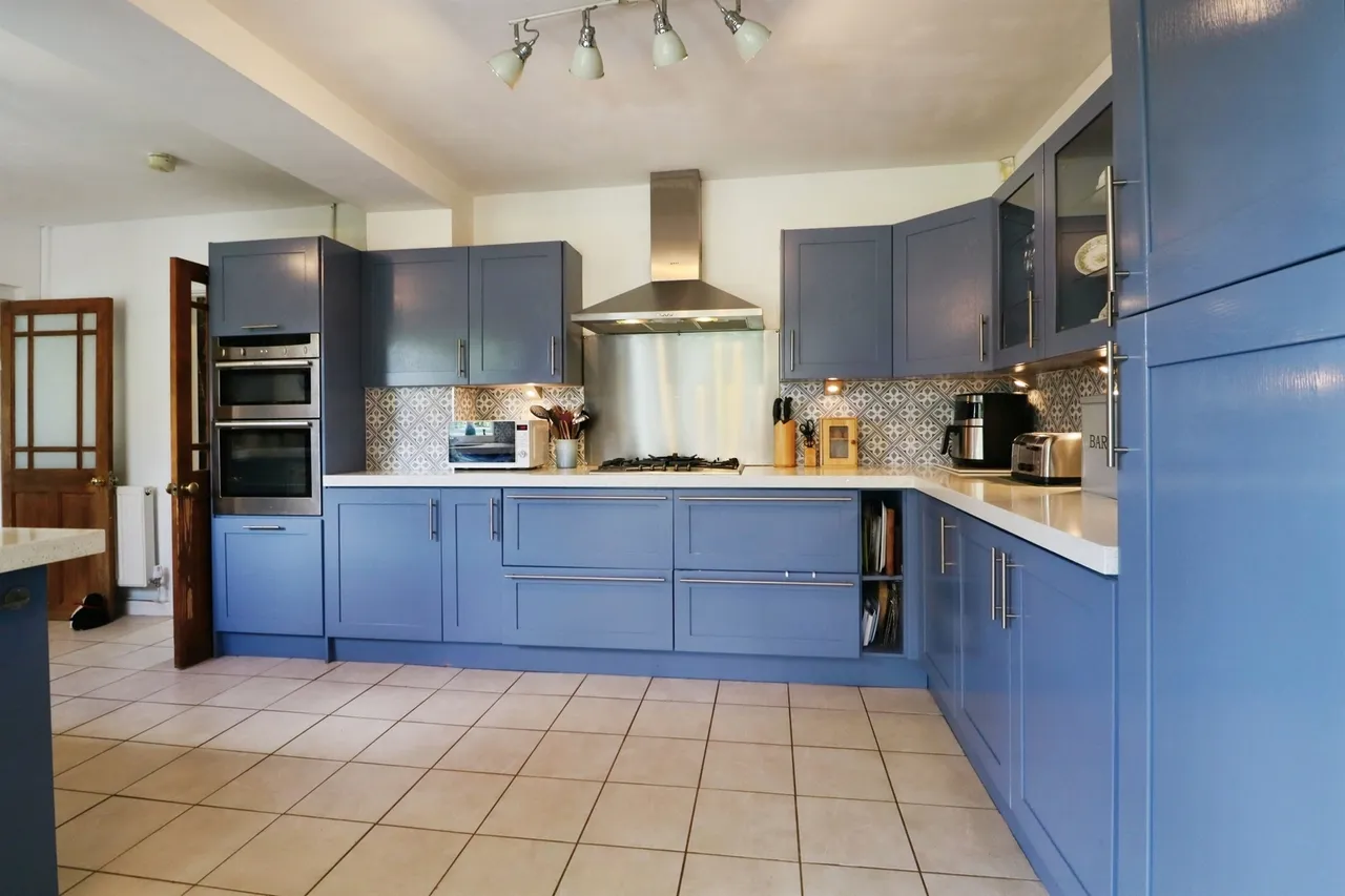 Claude Road West, Barry, CF62, photo 2