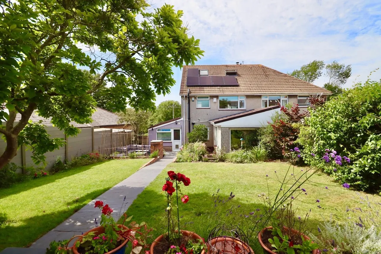 Claude Road West, Barry, CF62, photo 28