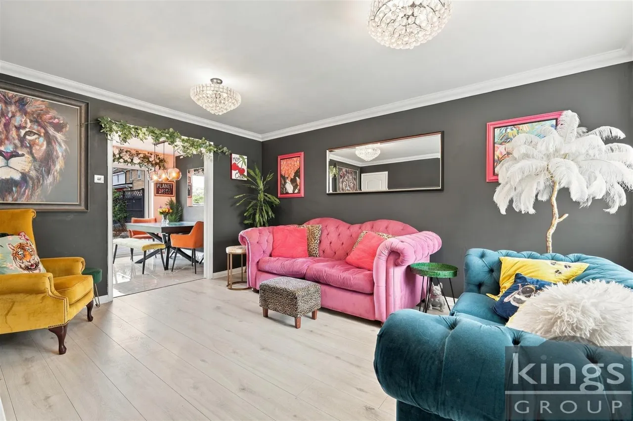 Abbeydale Close, Harlow, photo 2