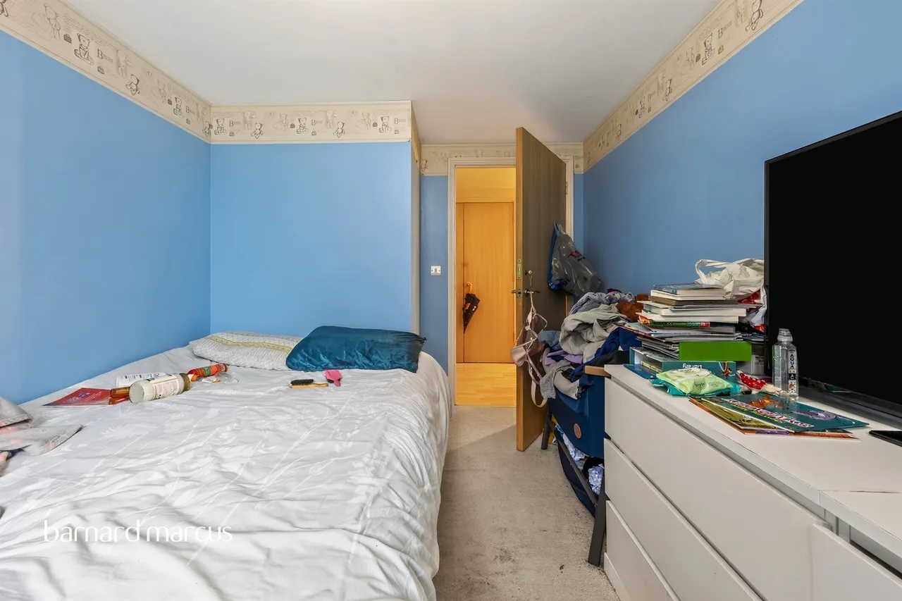 Harry Close, Croydon, photo 7