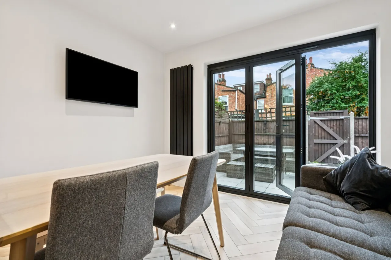 Southfield Road, London, W4, photo 12
