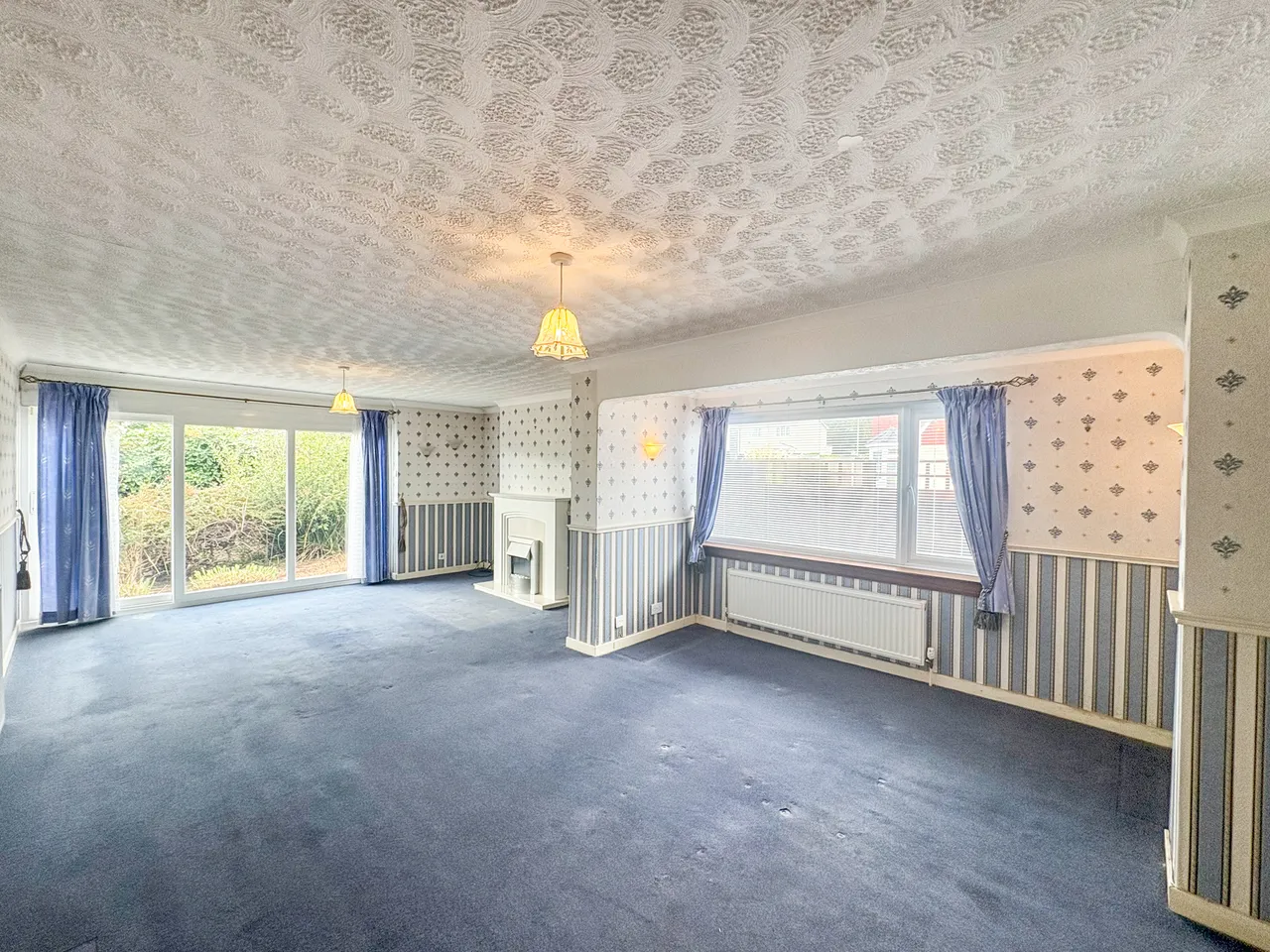 Kilwinning, KA13, photo 2