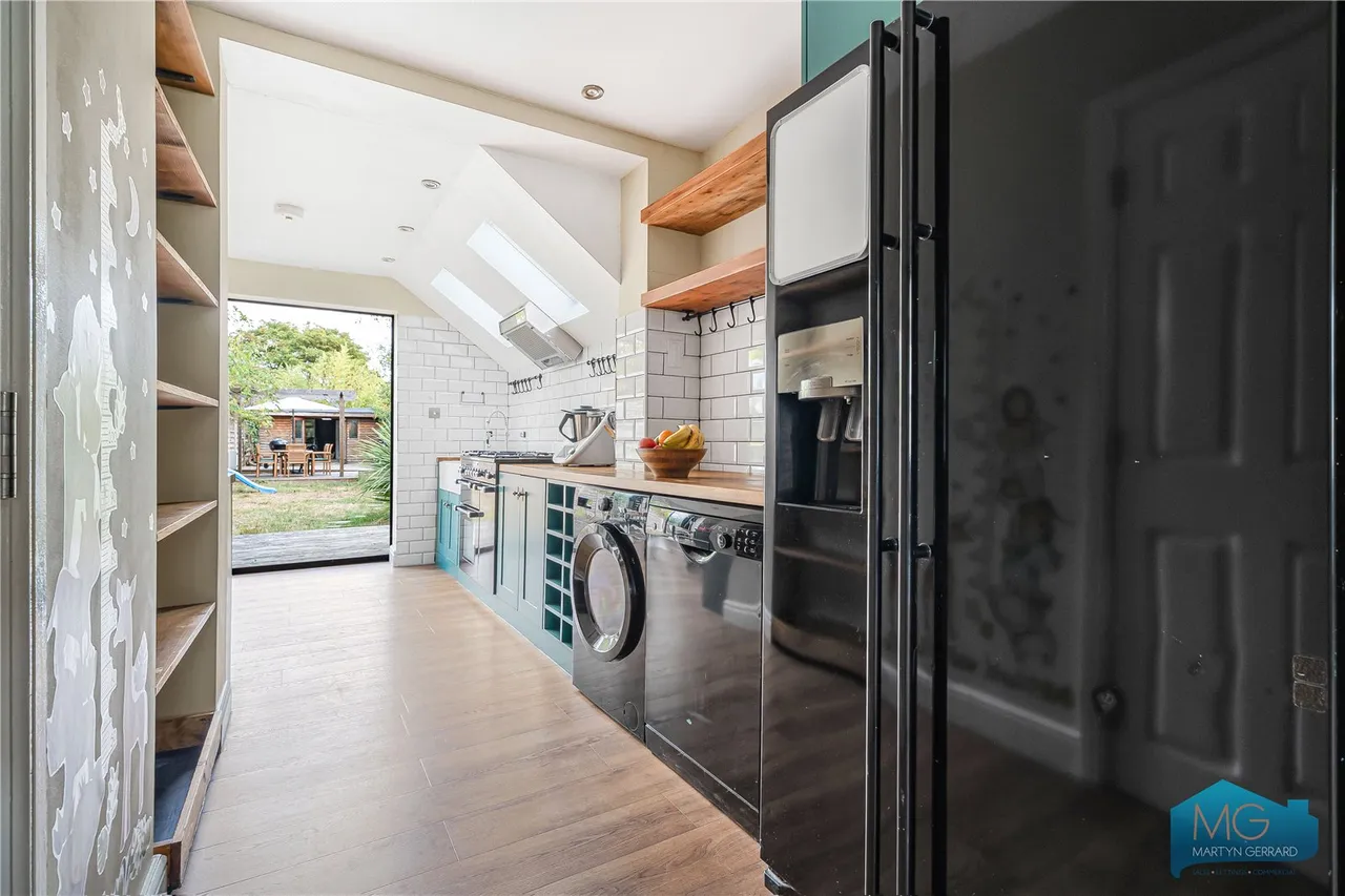 Long Lane, London, N3, photo 8