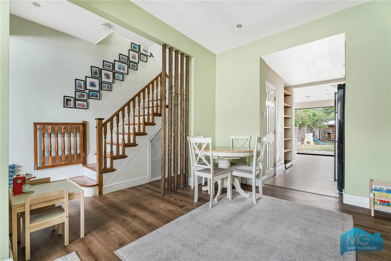 Long Lane, London, N3, photo 6