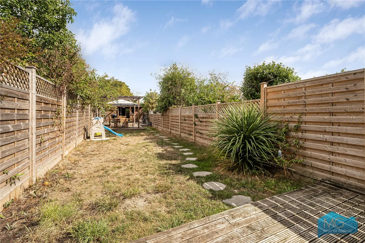 Long Lane, London, N3, photo 16