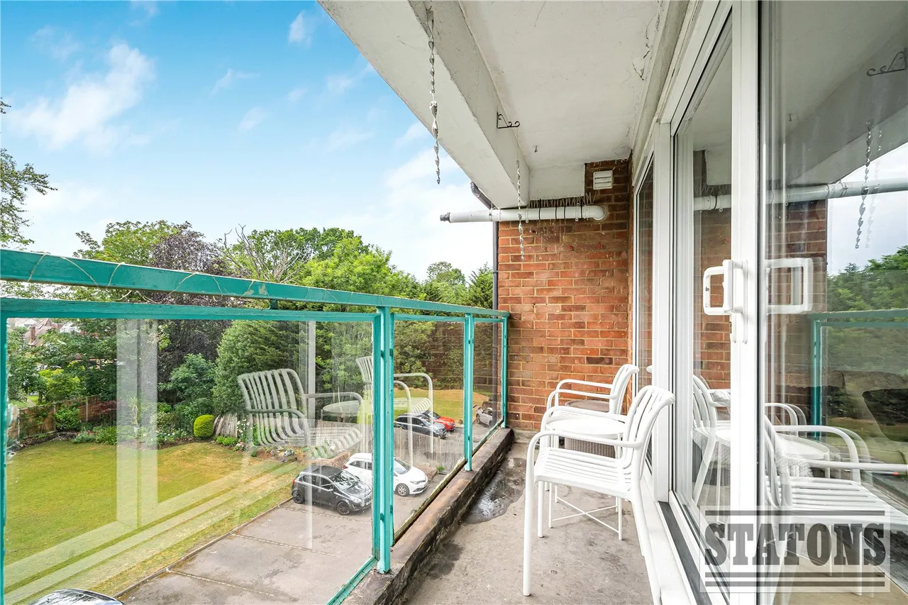 The Logans, Blenheim Road, Barnet, EN5 4NQ, photo 3