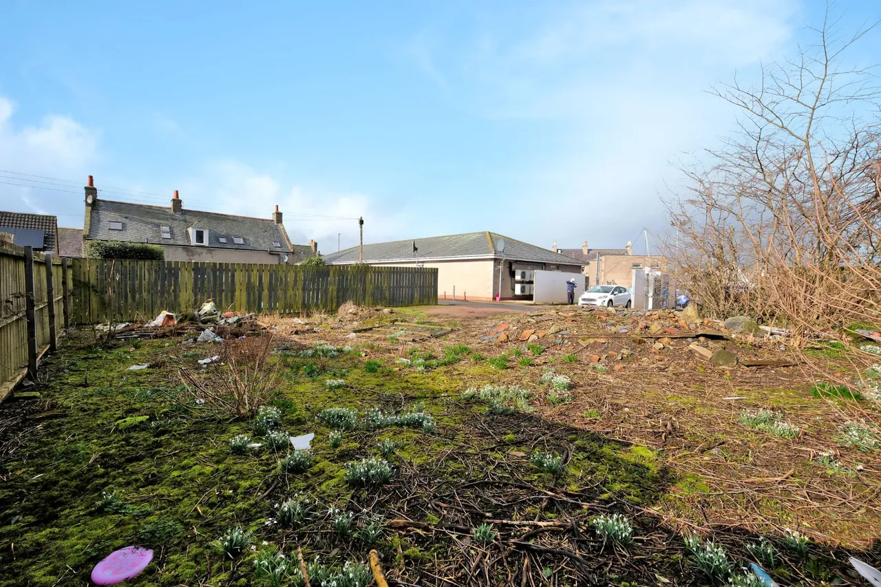South Street, Mintlaw, AB42, photo 2