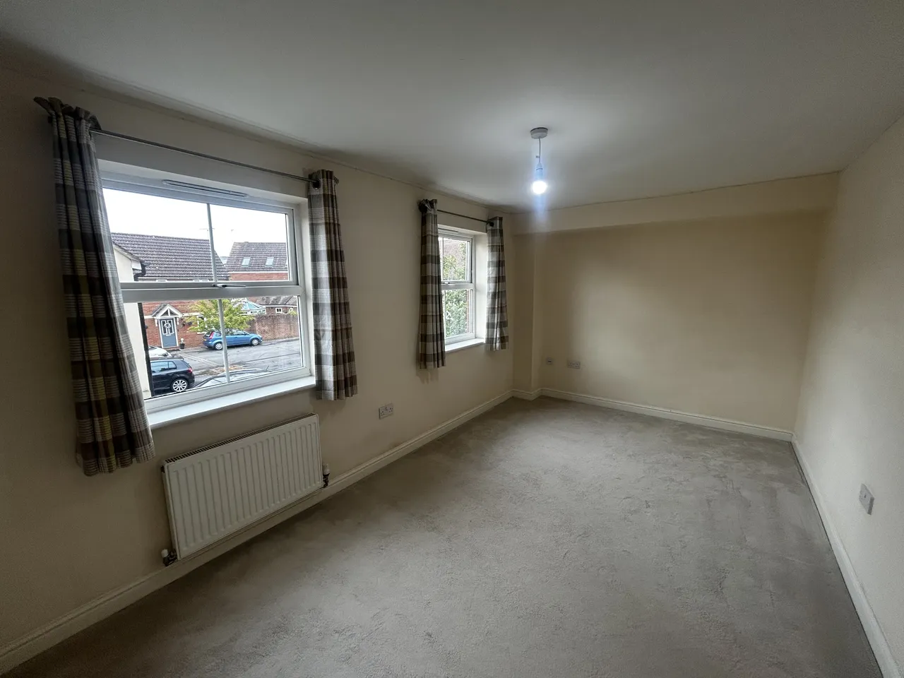 Phoenix Gardens, Swindon, SN25, photo 2