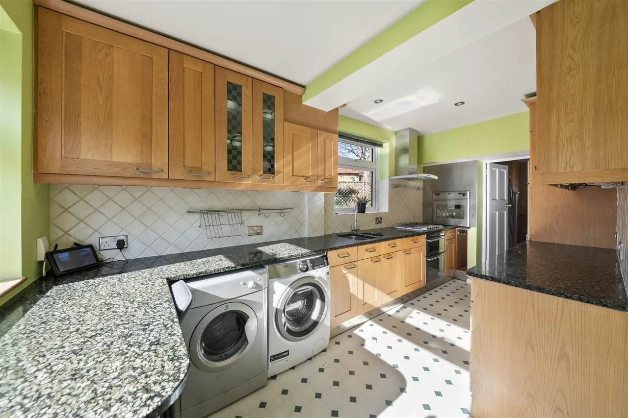Chestnut Grove, Isleworth, photo 6