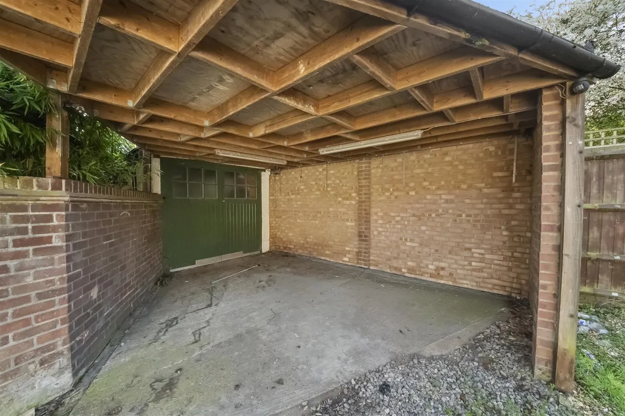 Chestnut Grove, Isleworth, photo 14