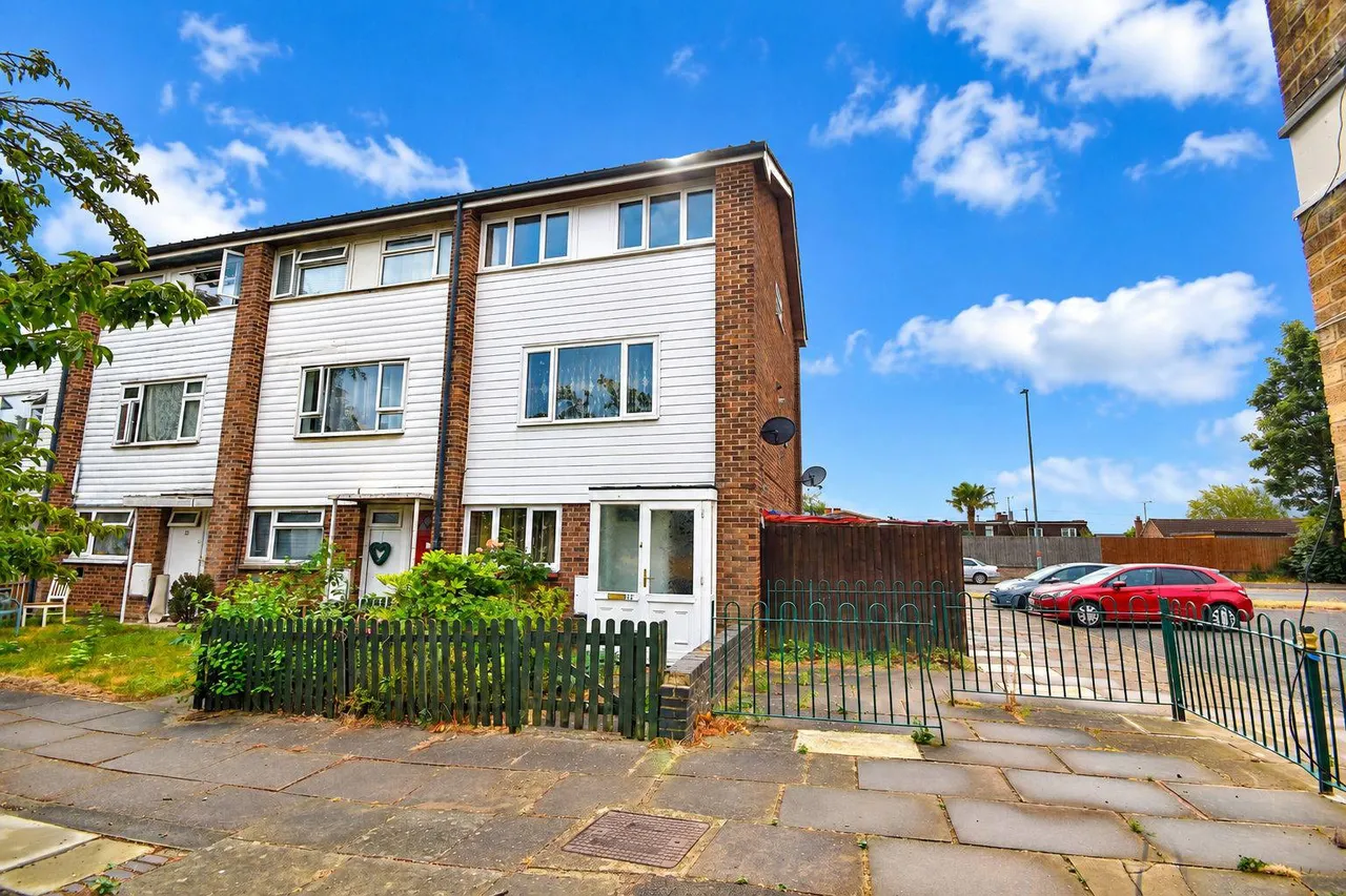 5 bed house for sale — Clee Rise, Northampton, NN5 6DZ