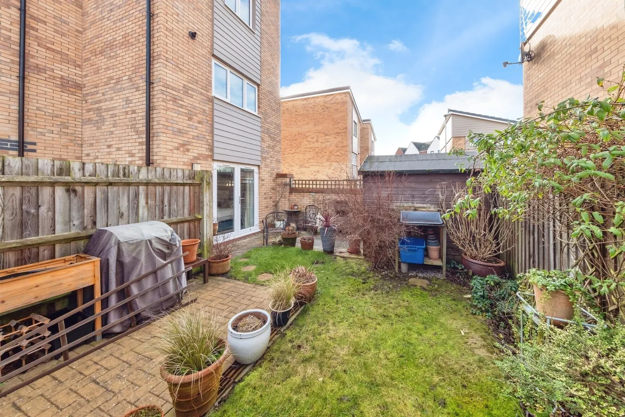 Agrippa Crescent, Fairfields, MK11, photo 18