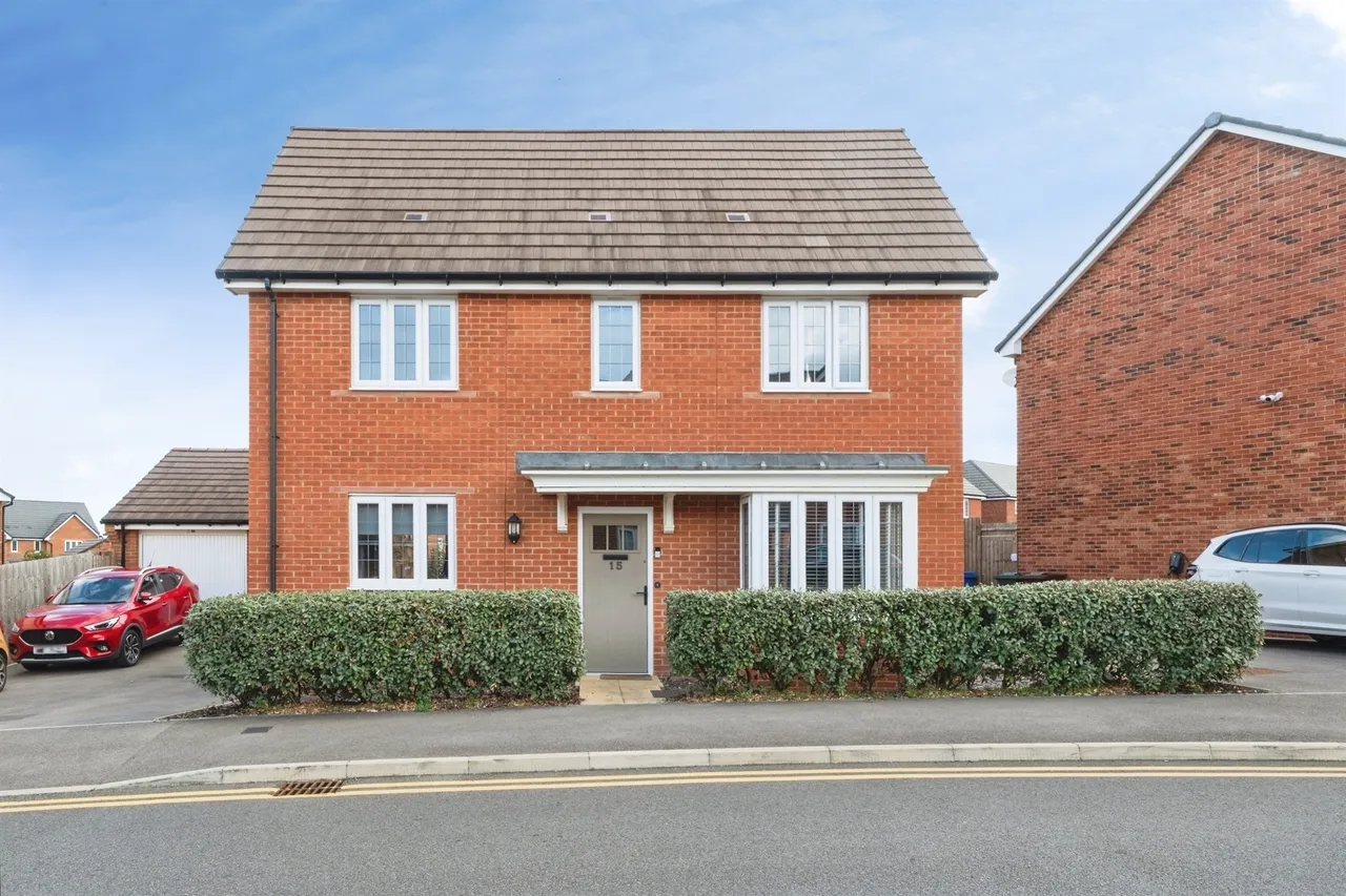 3 bed house for sale, Wilson Road, Banbury, OX16