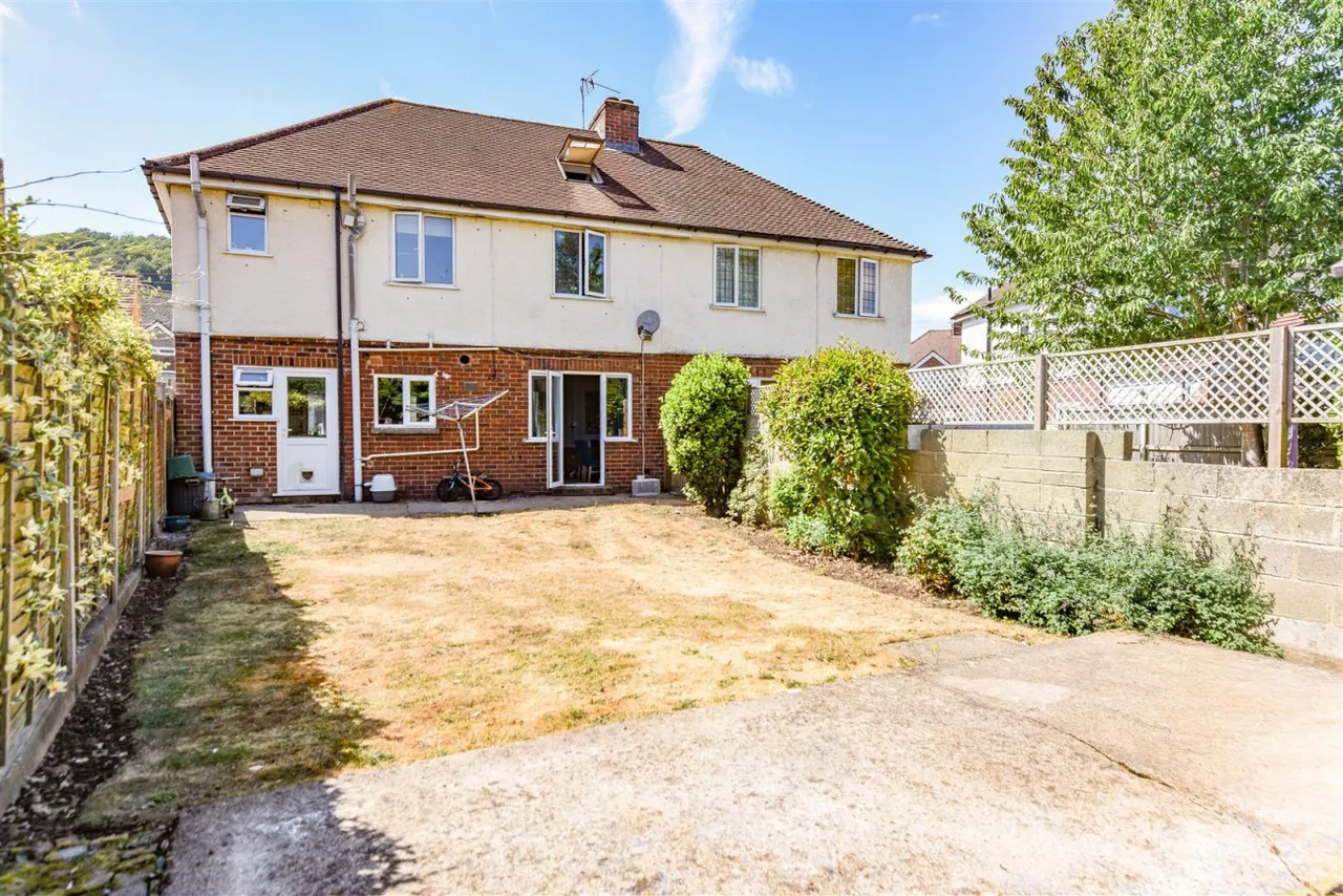 Kingshill Park, Dursley, GL11, photo 17