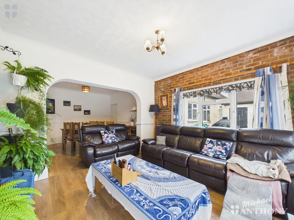 Wendover Road, Stoke Mandeville, Aylesbury, HP22 5TD, photo 17