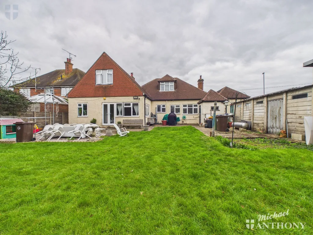 Wendover Road, Stoke Mandeville, Aylesbury, HP22 5TD, photo 23