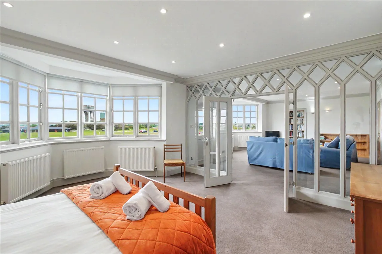 6 bed house for sale — Godyll Road, Southwold, Suffolk, IP18