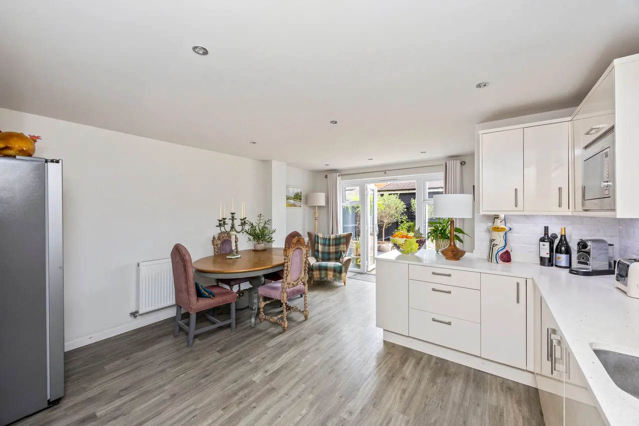 Wells Croft, Broadbridge Heath, RH12, photo 10