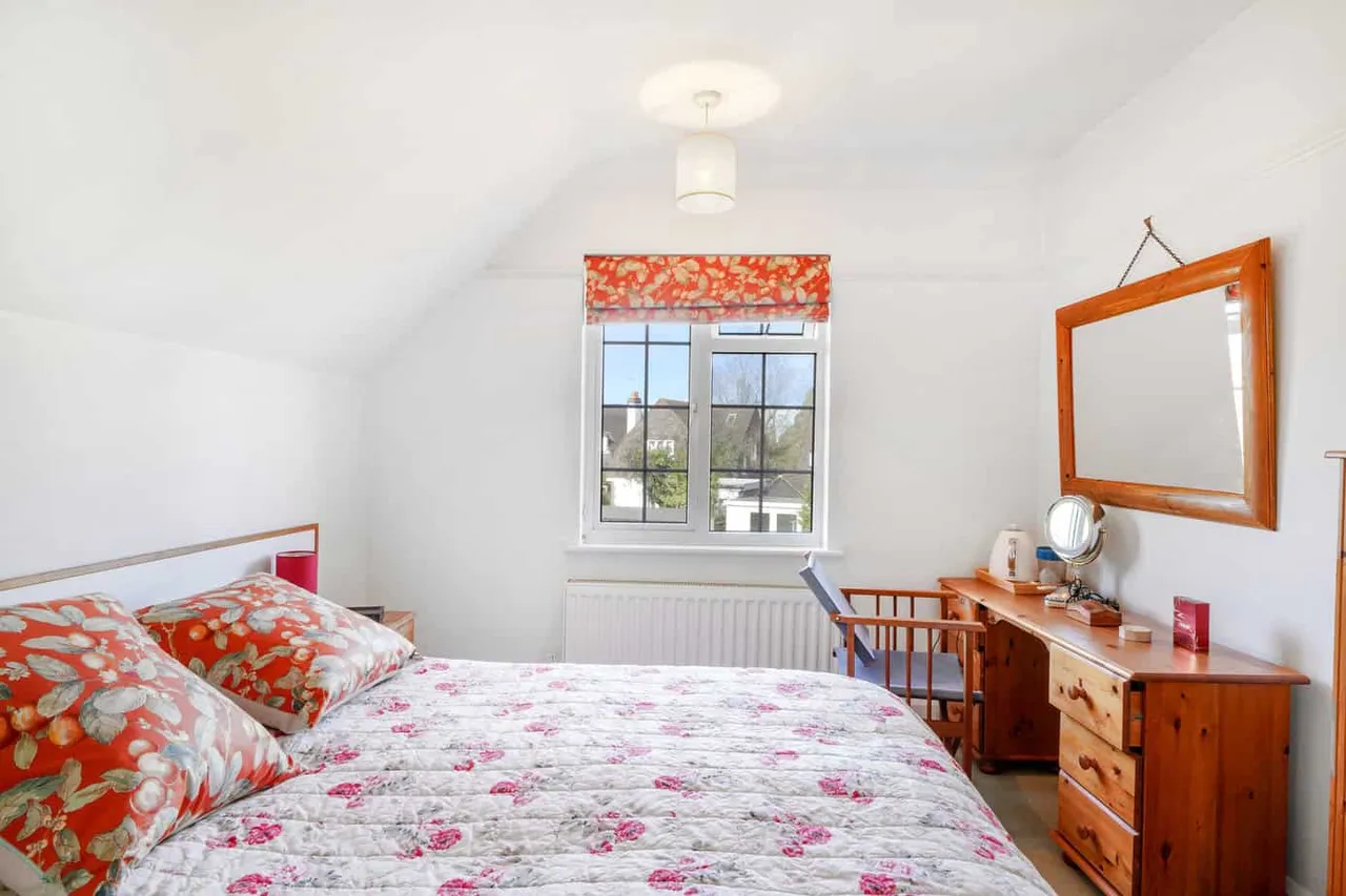 Molember Road, East Molesey, KT8, photo 8