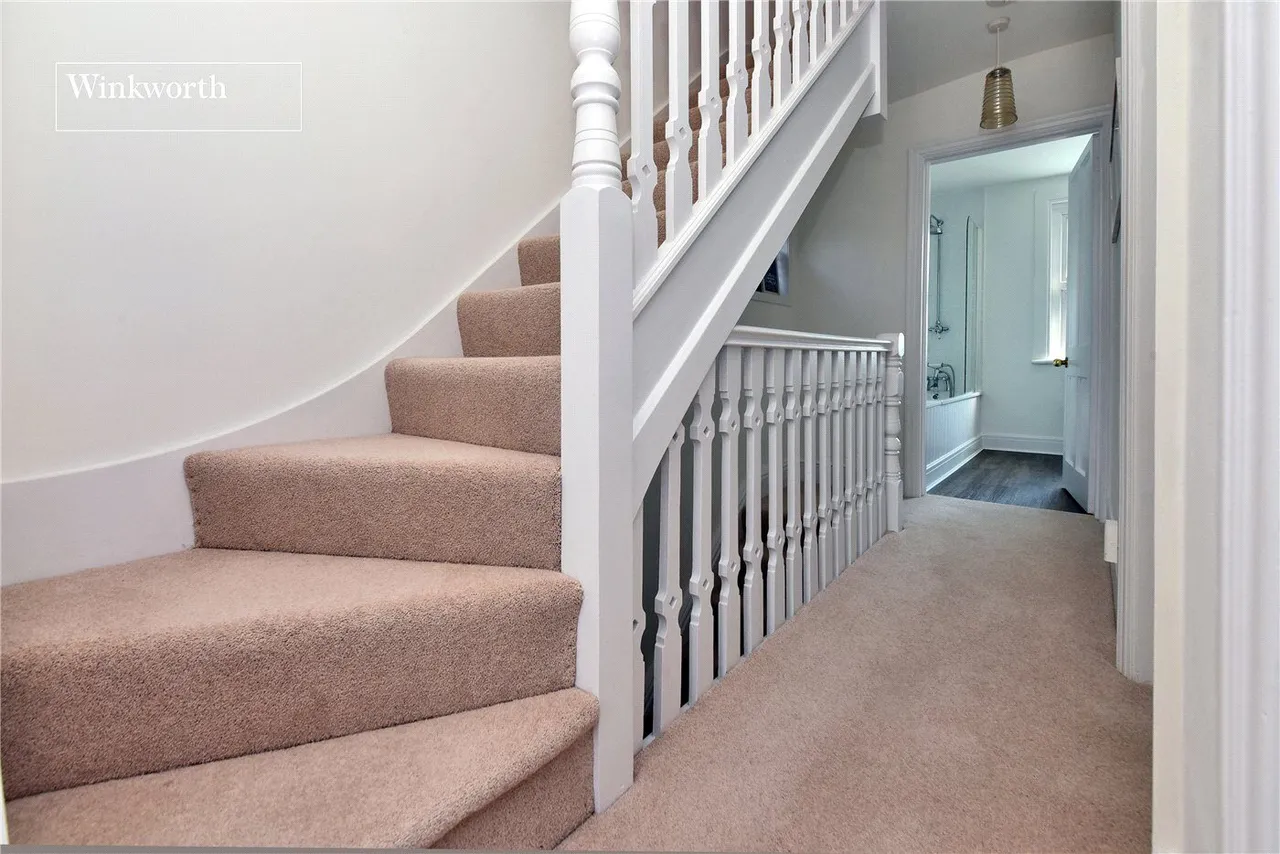 Lindsay Road, Worcester Park, KT4, photo 11