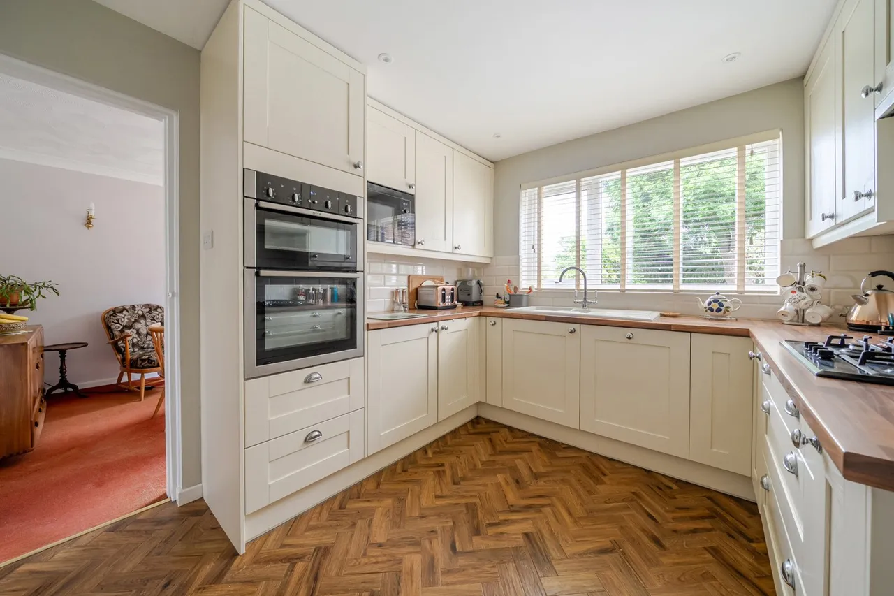 Downs Avenue, BR7, photo 6