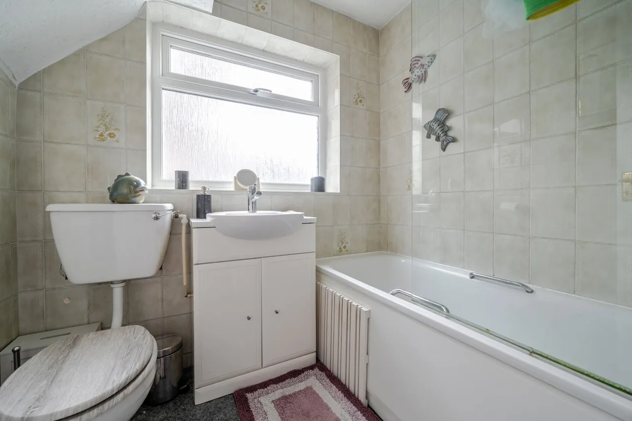 Downs Avenue, BR7, photo 11