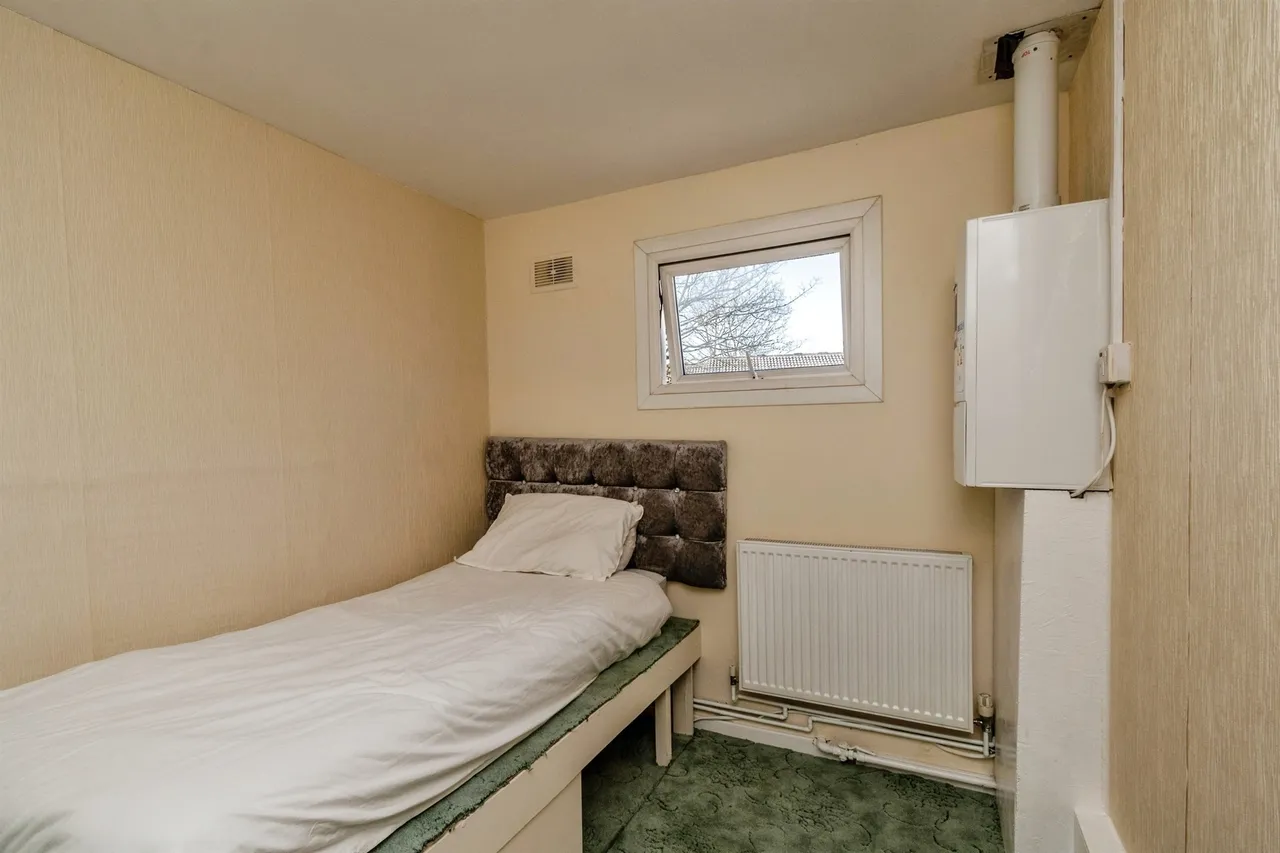 Hartshorn Street, Bilston, WV14, photo 11