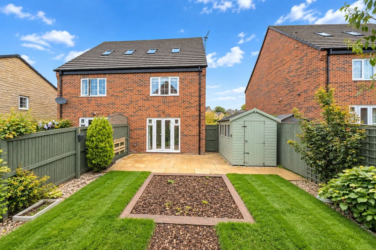 Moseley Beck Crescent, Leeds, LS16, photo 9