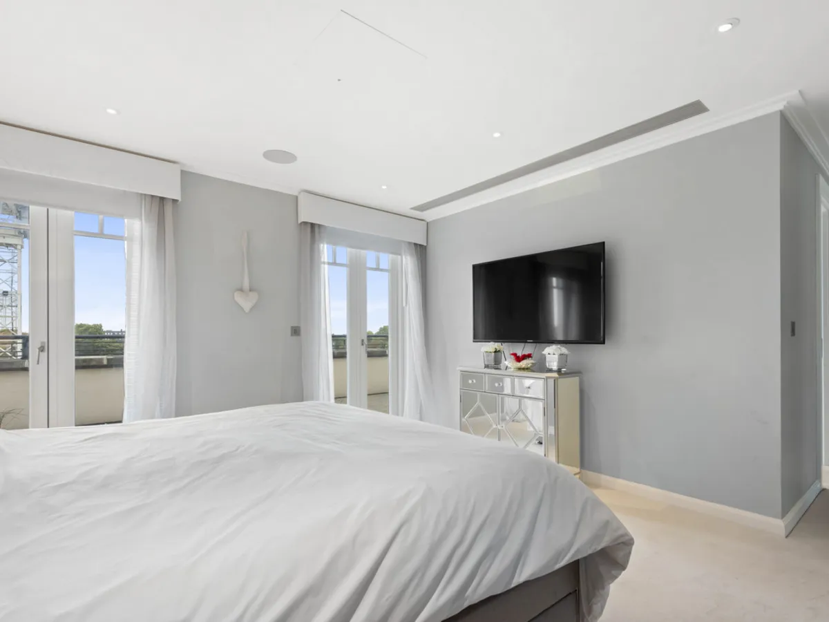 Carnwath Road, London, SW6, photo 13