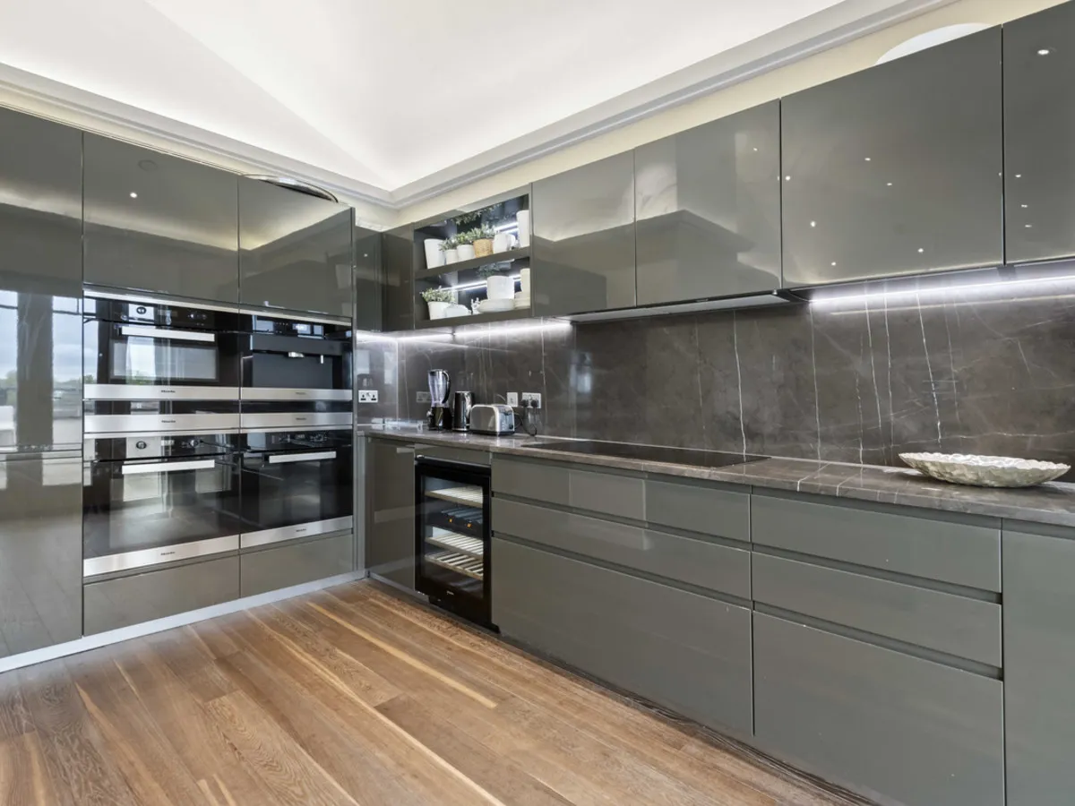 Carnwath Road, London, SW6, photo 17