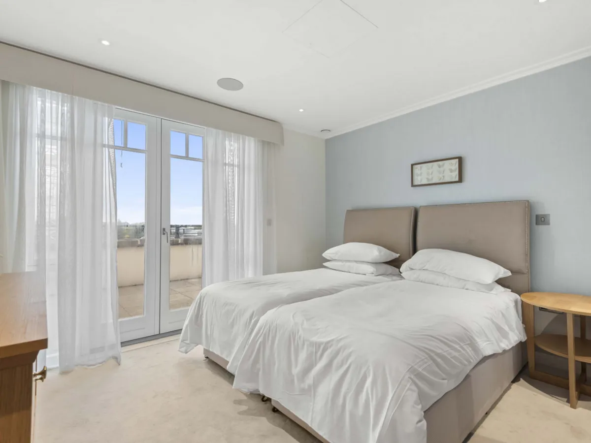 Carnwath Road, London, SW6, photo 20