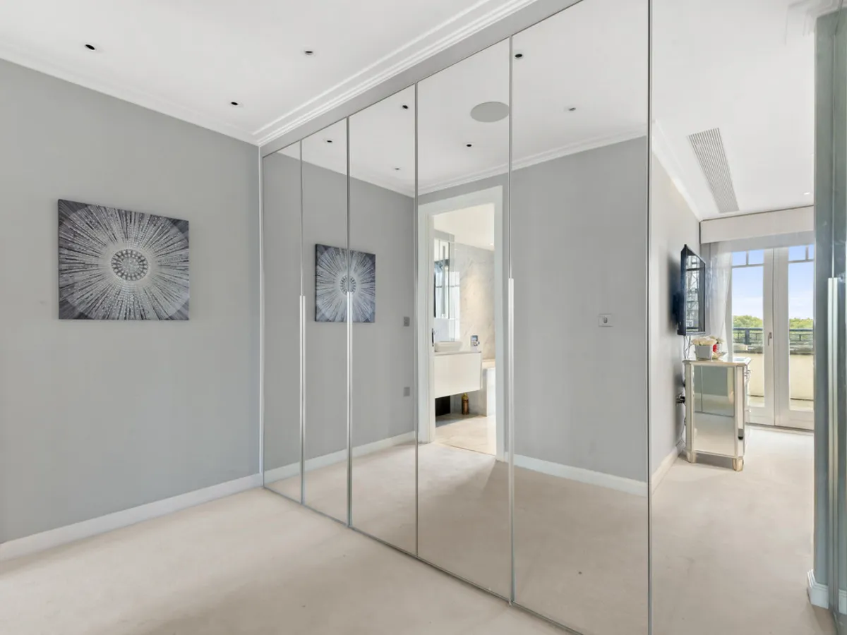 Carnwath Road, London, SW6, photo 12