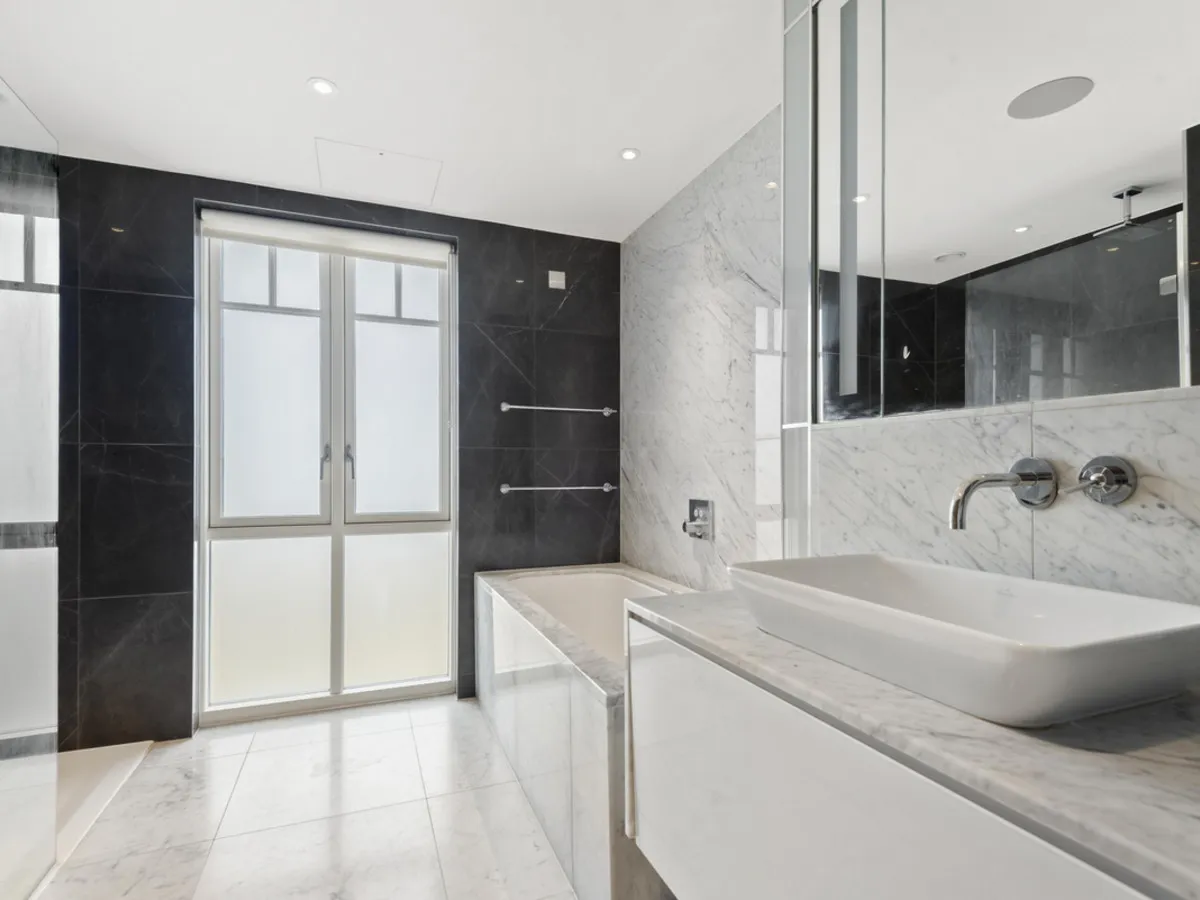 Carnwath Road, London, SW6, photo 11