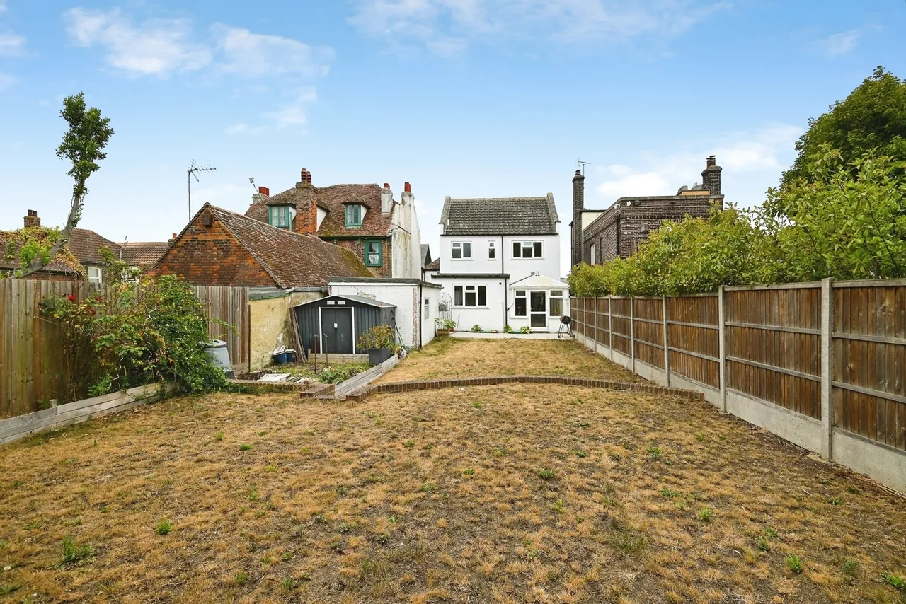 High Street, Queenborough, ME11, photo 10