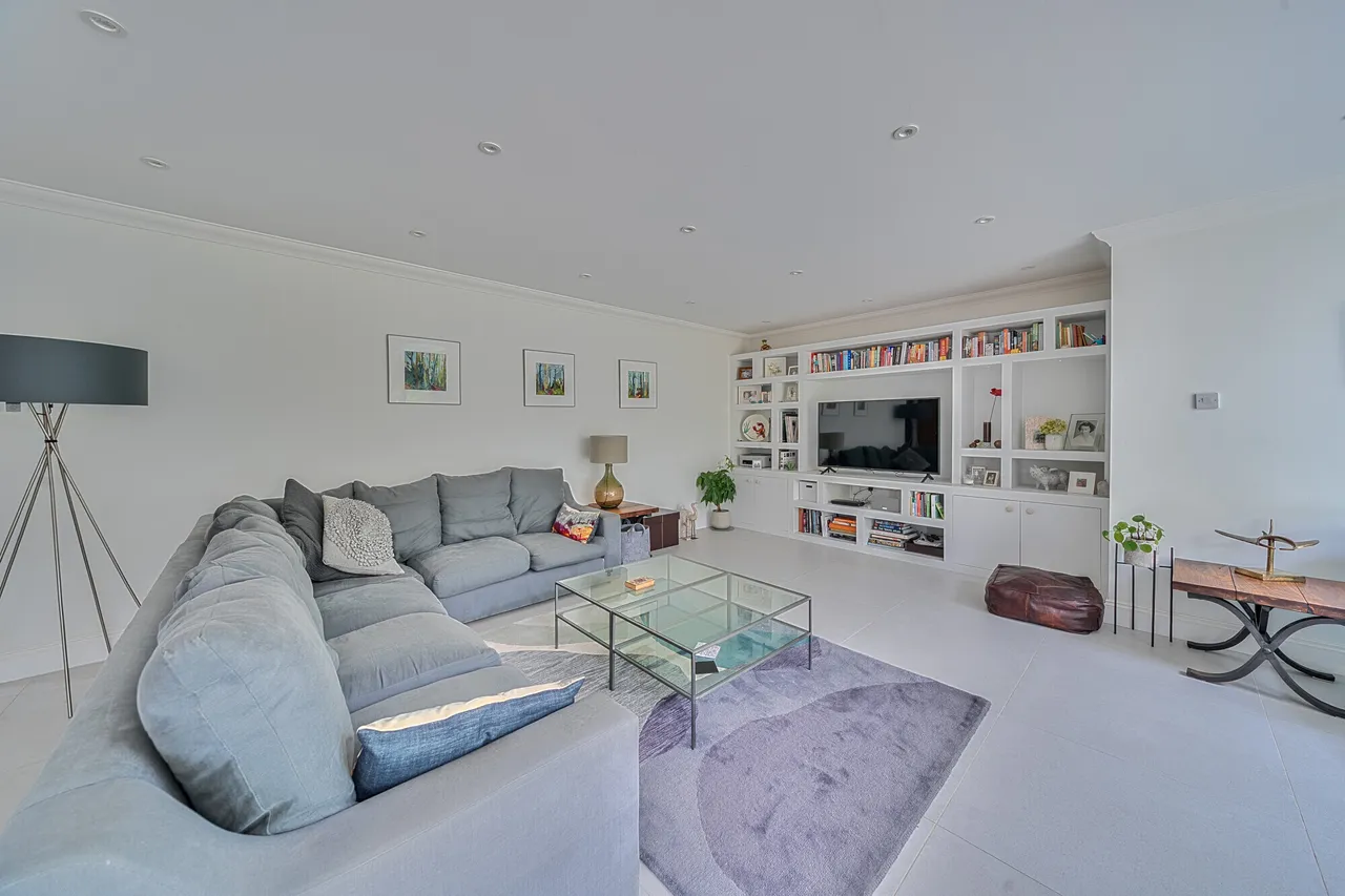 Harpenden Road, St. Albans, AL3, photo 2
