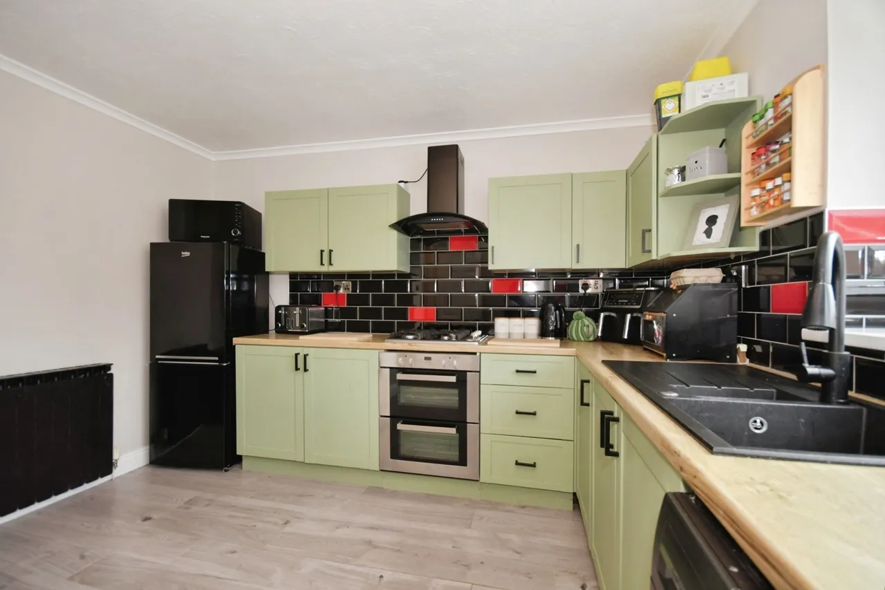 Meadow View, Holmewood, S42, photo 5