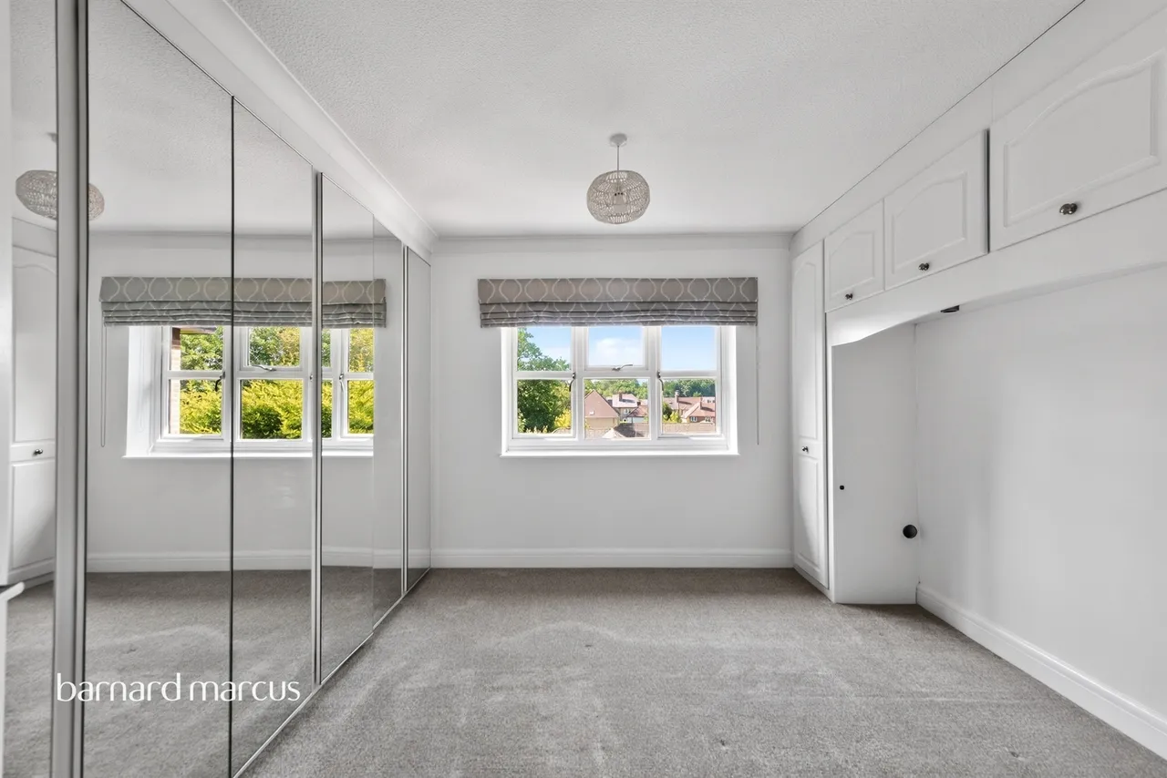 Wray Park Road, Reigate, photo 9