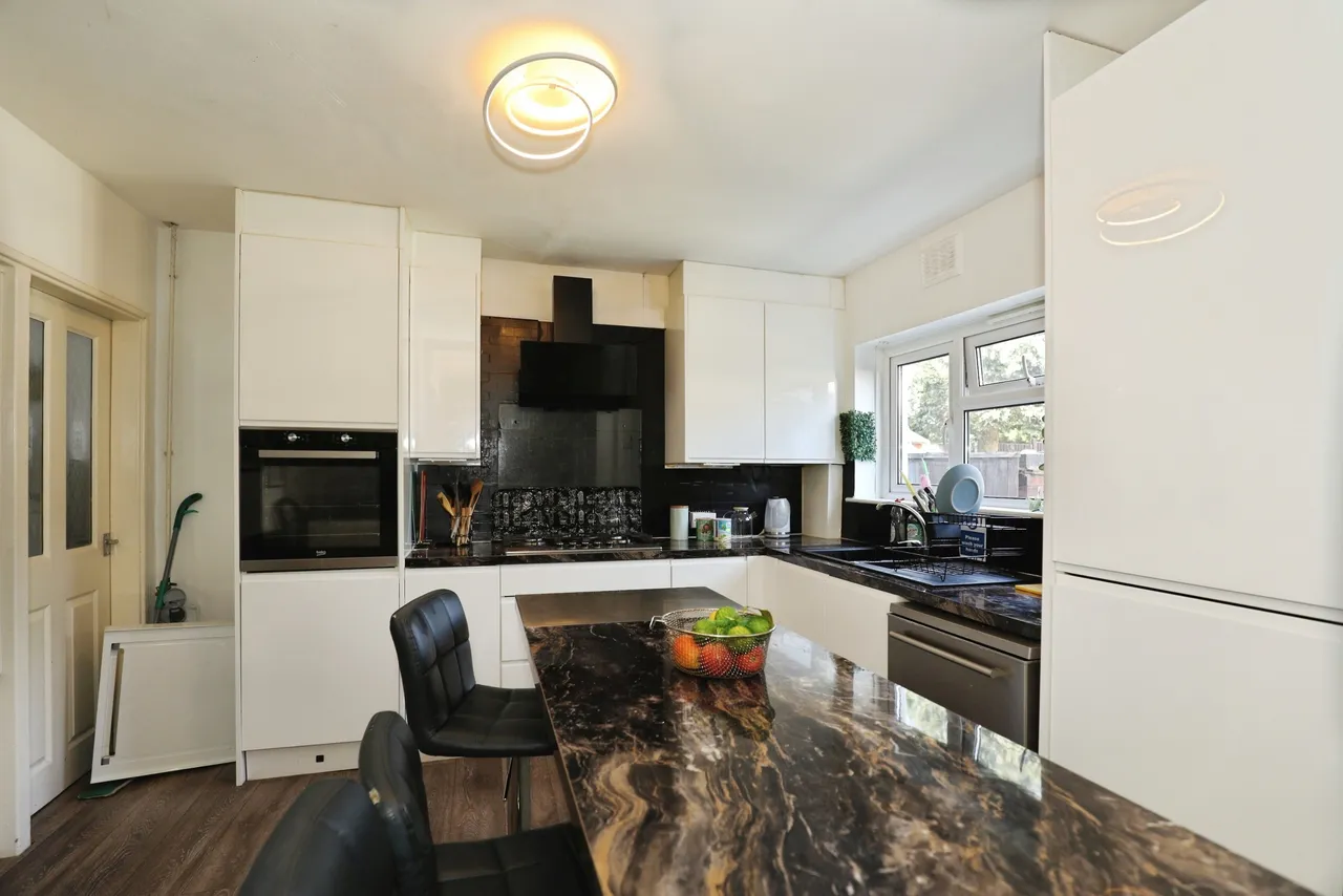 Garsdale Crescent, Stoke-On-Trent, photo 7