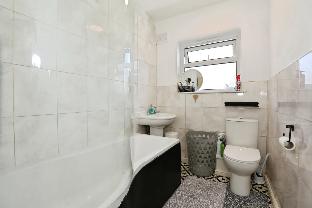 Garsdale Crescent, Stoke-On-Trent, photo 11
