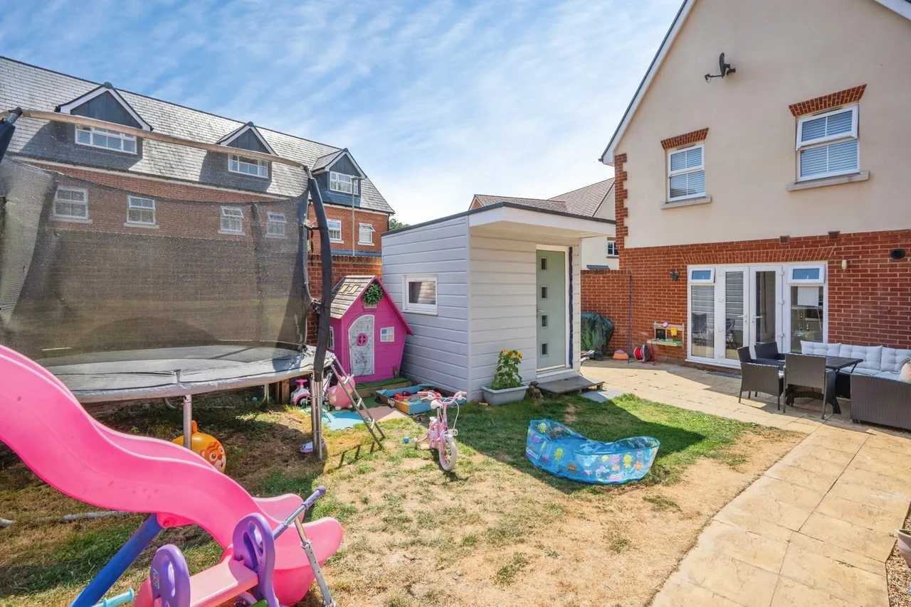 Merritt Way, Waterlooville, PO8, photo 15