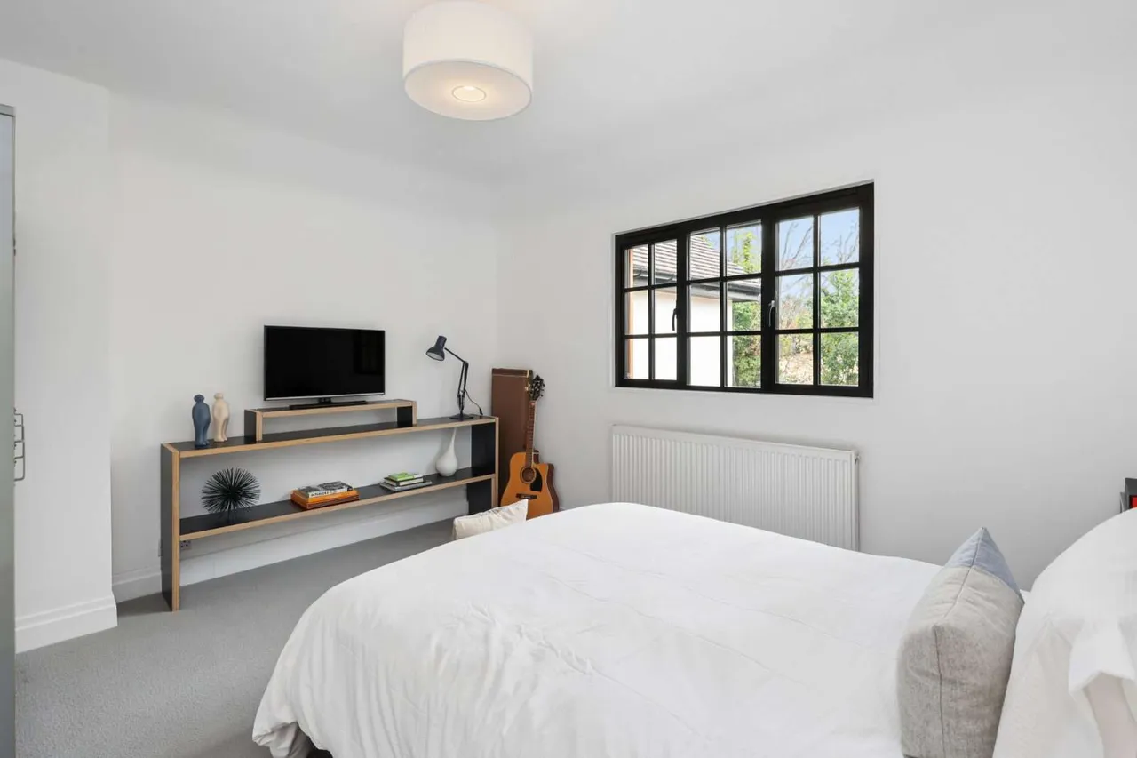 Blundel Lane, Stoke D'Abernon, Cobham, Surrey, KT11 2SF, photo 12