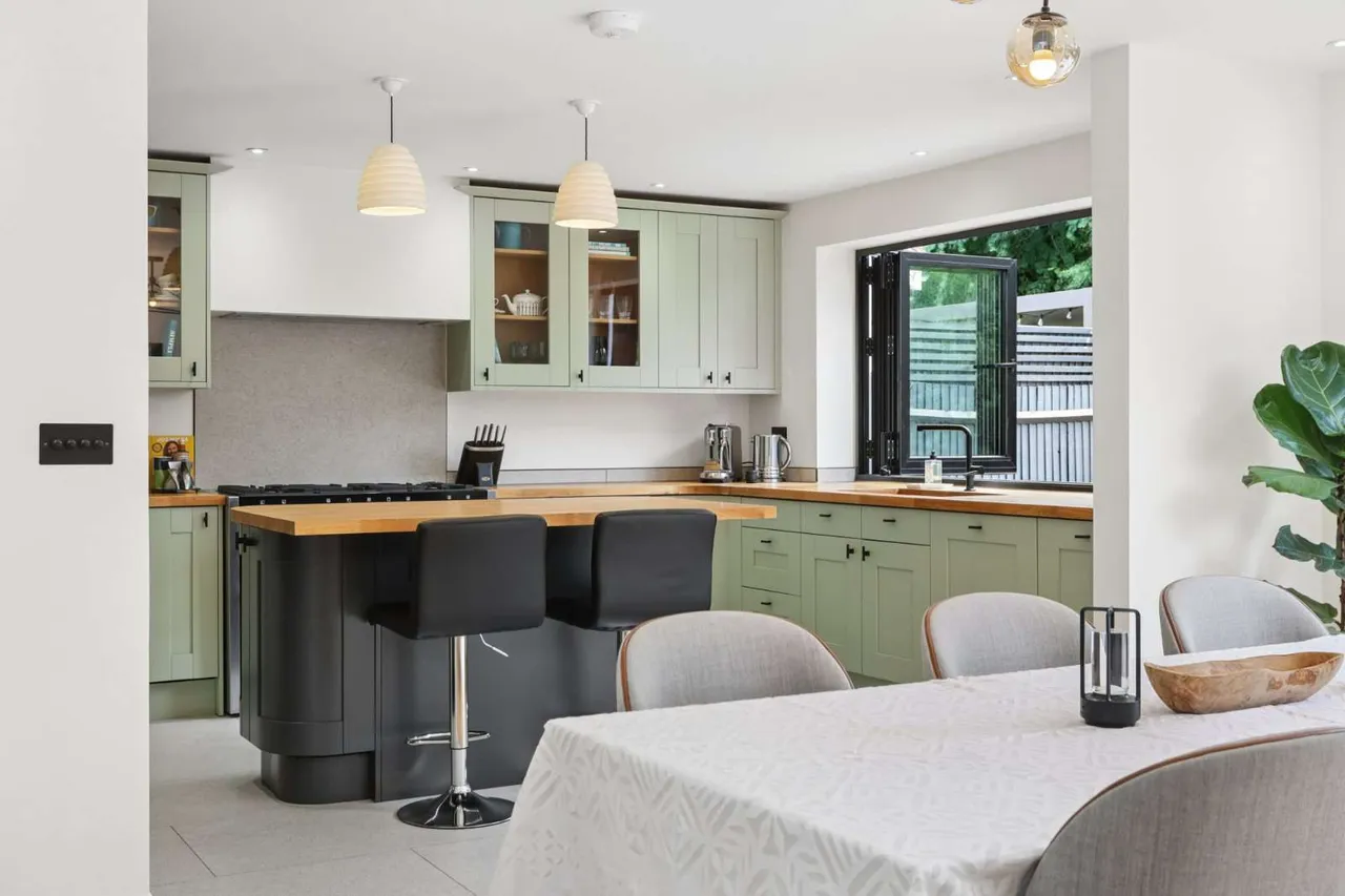 Blundel Lane, Stoke D'Abernon, Cobham, Surrey, KT11 2SF, photo 6