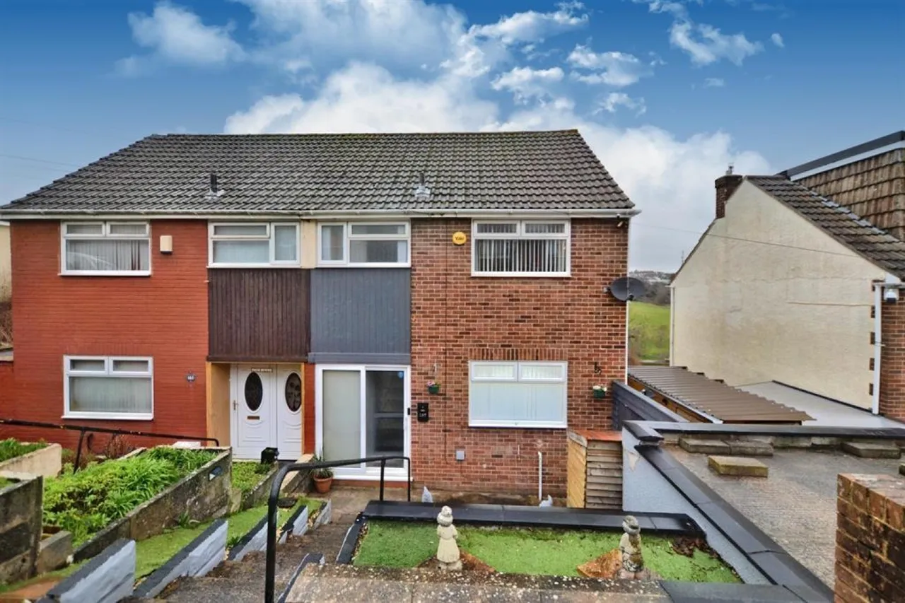 3 bed house for sale — St. Peters Rise, Bristol, BS13 7QR