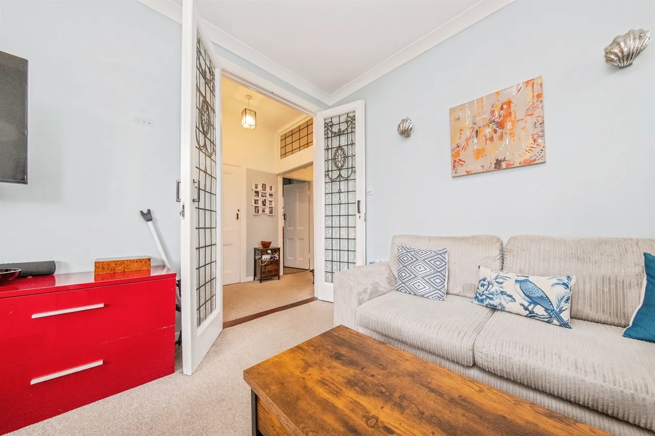 Skelmersdale Road, Clacton-On-Sea, photo 3
