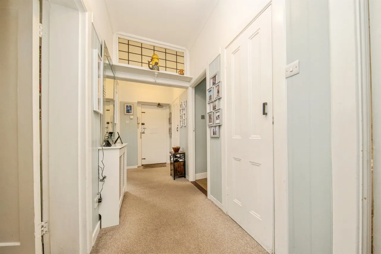 Skelmersdale Road, Clacton-On-Sea, photo 11