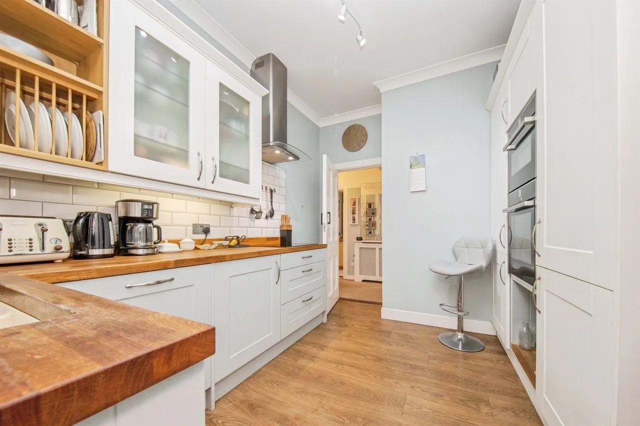 Skelmersdale Road, Clacton-On-Sea, photo 5