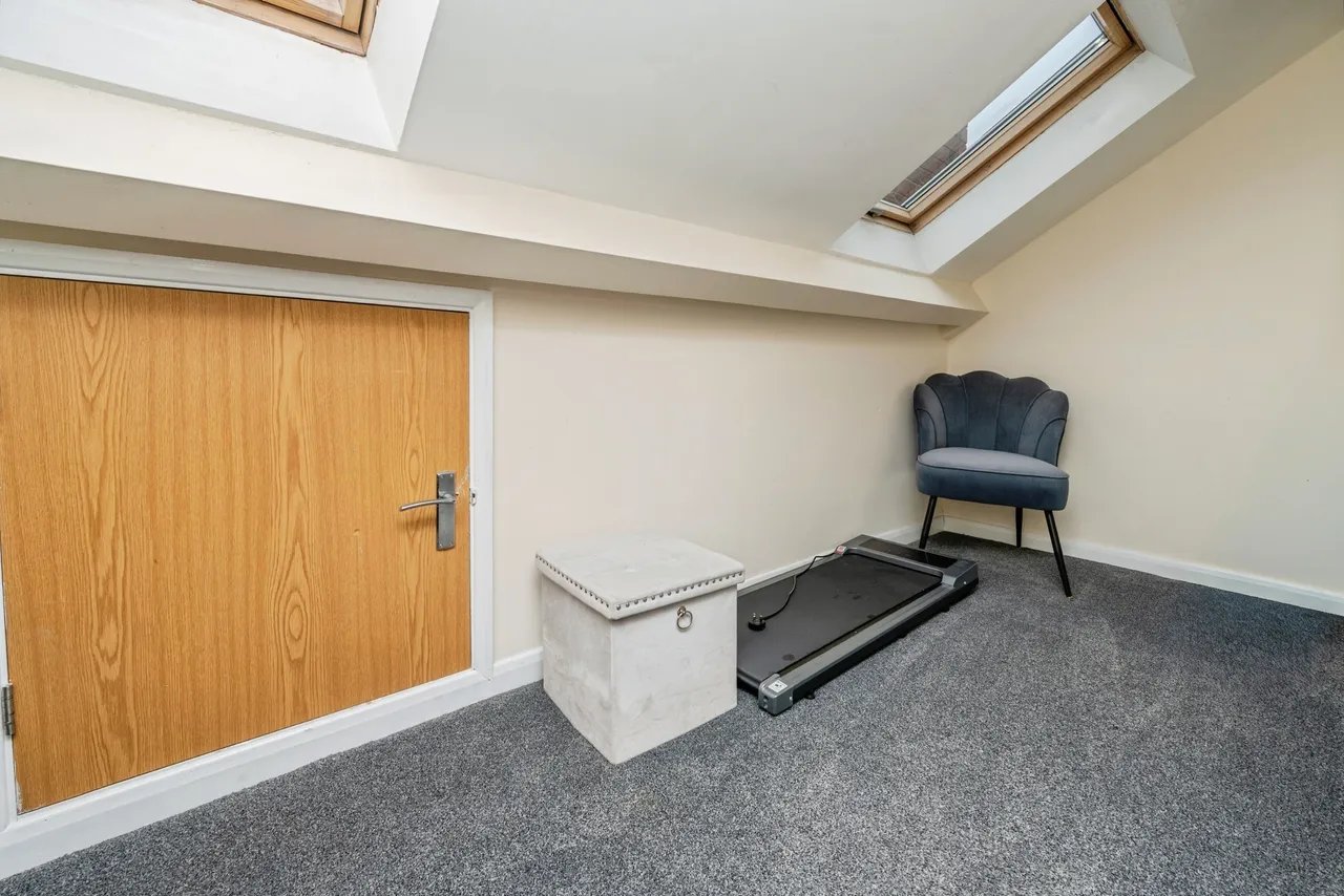 71 Cherry Orchard, Kidderminster, photo 10